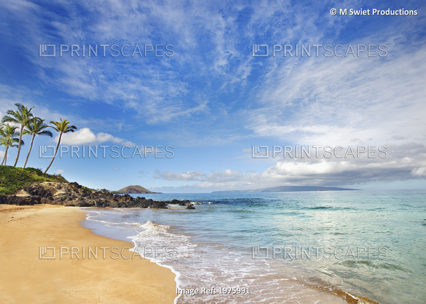 Hawaii, Maui, Makena, Secret Beach, Turquoise Ocean With Palm Trees And Sandy ...