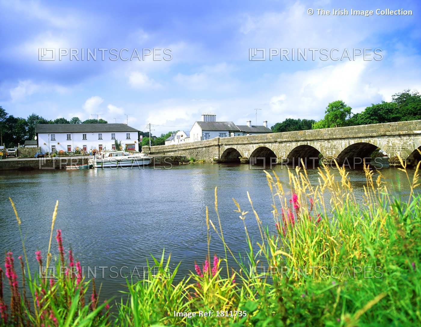 River Shannon, Roosky, County Roscommon, Ireland