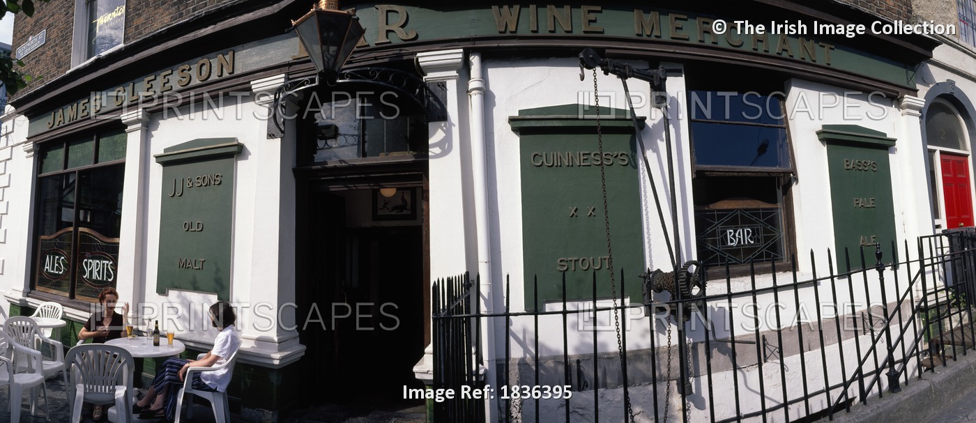 Limerick City,Co Limerick,Ireland; Traditional Irish Pub