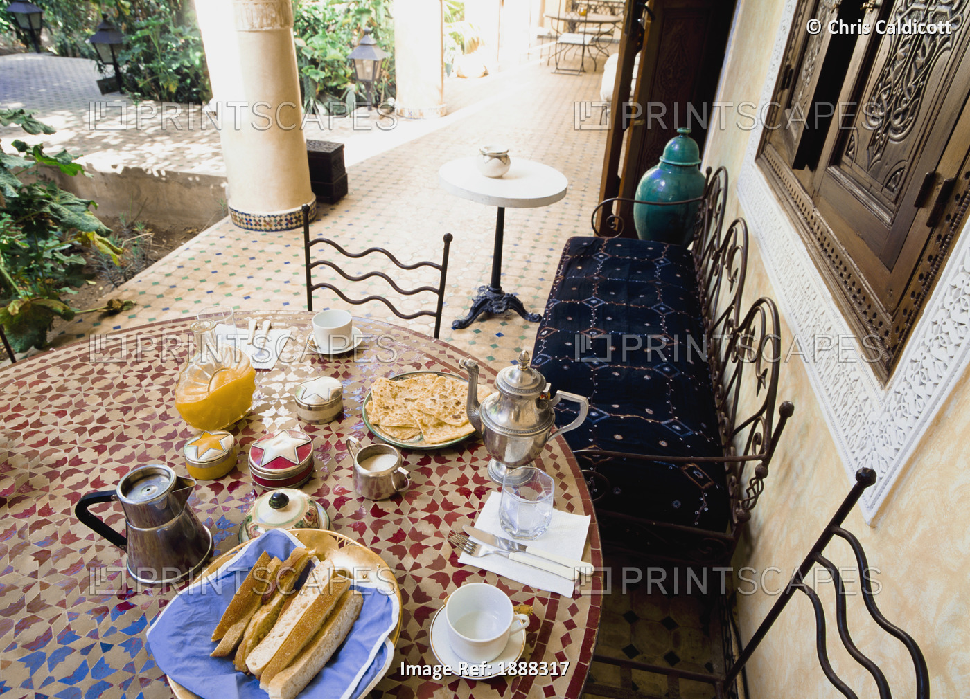 Breakfast At Riad Al Arsat Hotel Porch