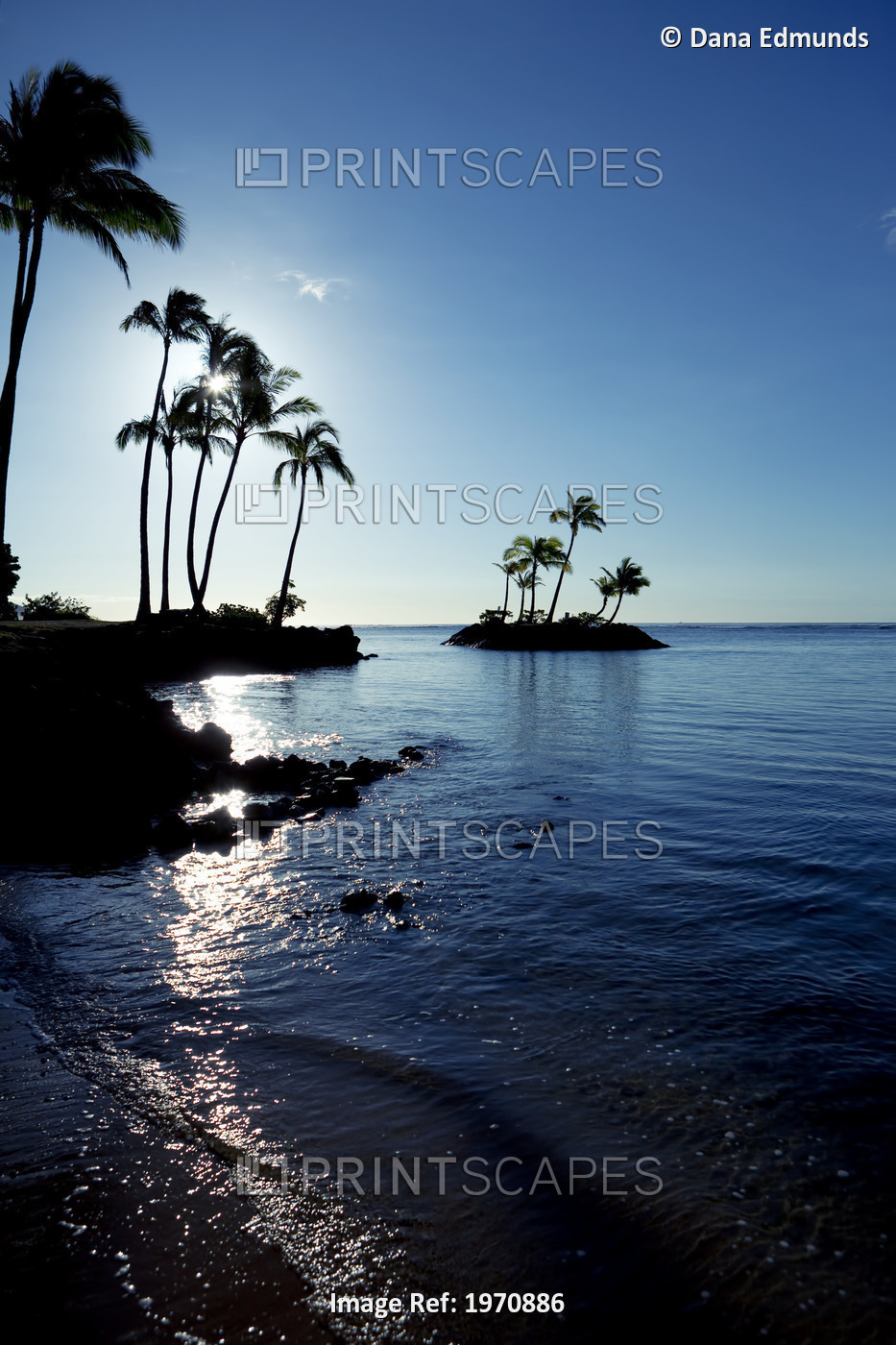 Hawaii, Oahu, Kahala Beach, Early Morning Light On The Water