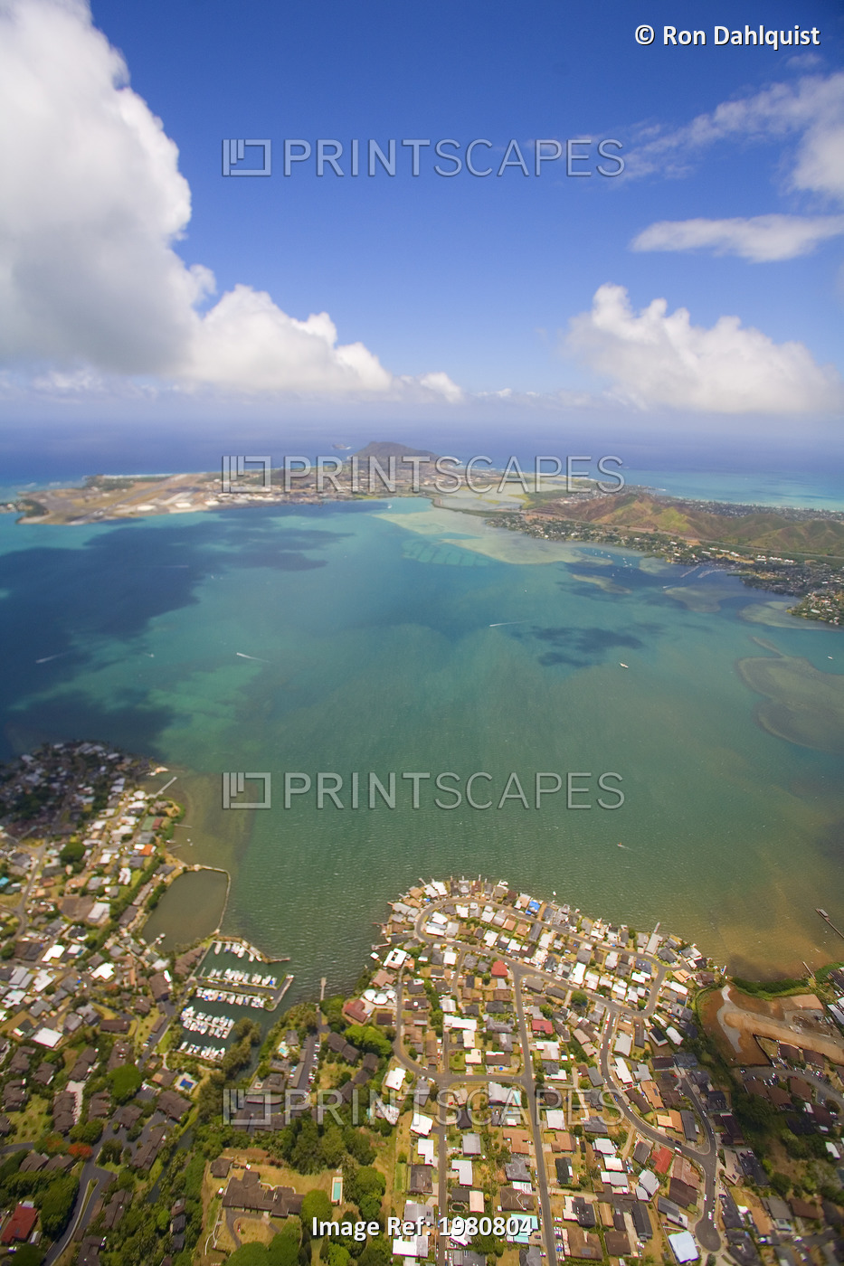 USA, Hawaii, Oahu, Aerial view of Kaneohe Bay; Windward Coast
