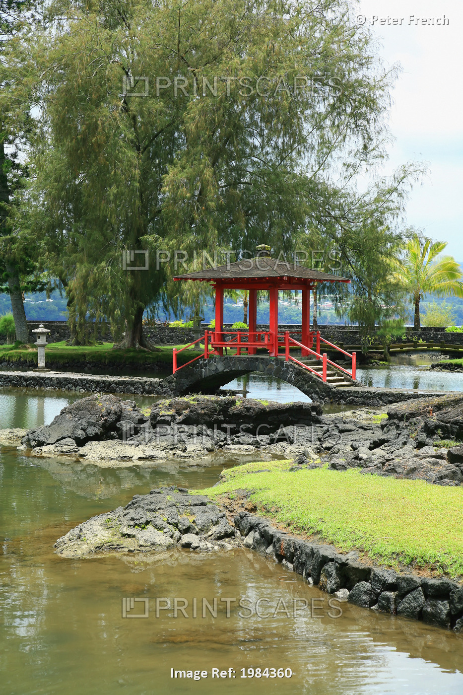 USA, Hawaii Islands, Big Island, Hilo, Red pagoda bridge over water; ...