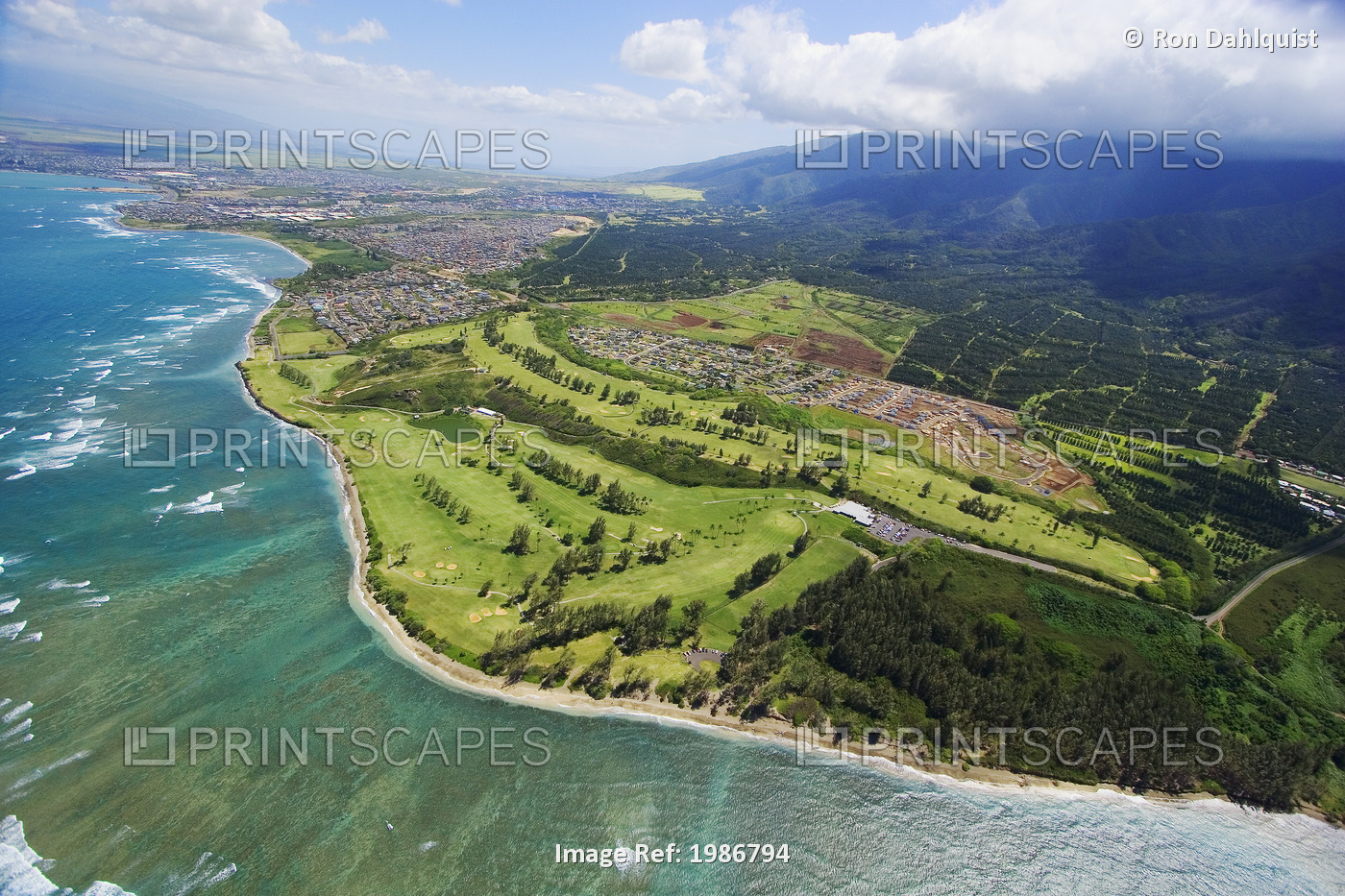 USA, Hawaii Islands, Aerial view of Waiehu Municipal Golf Course; Maui