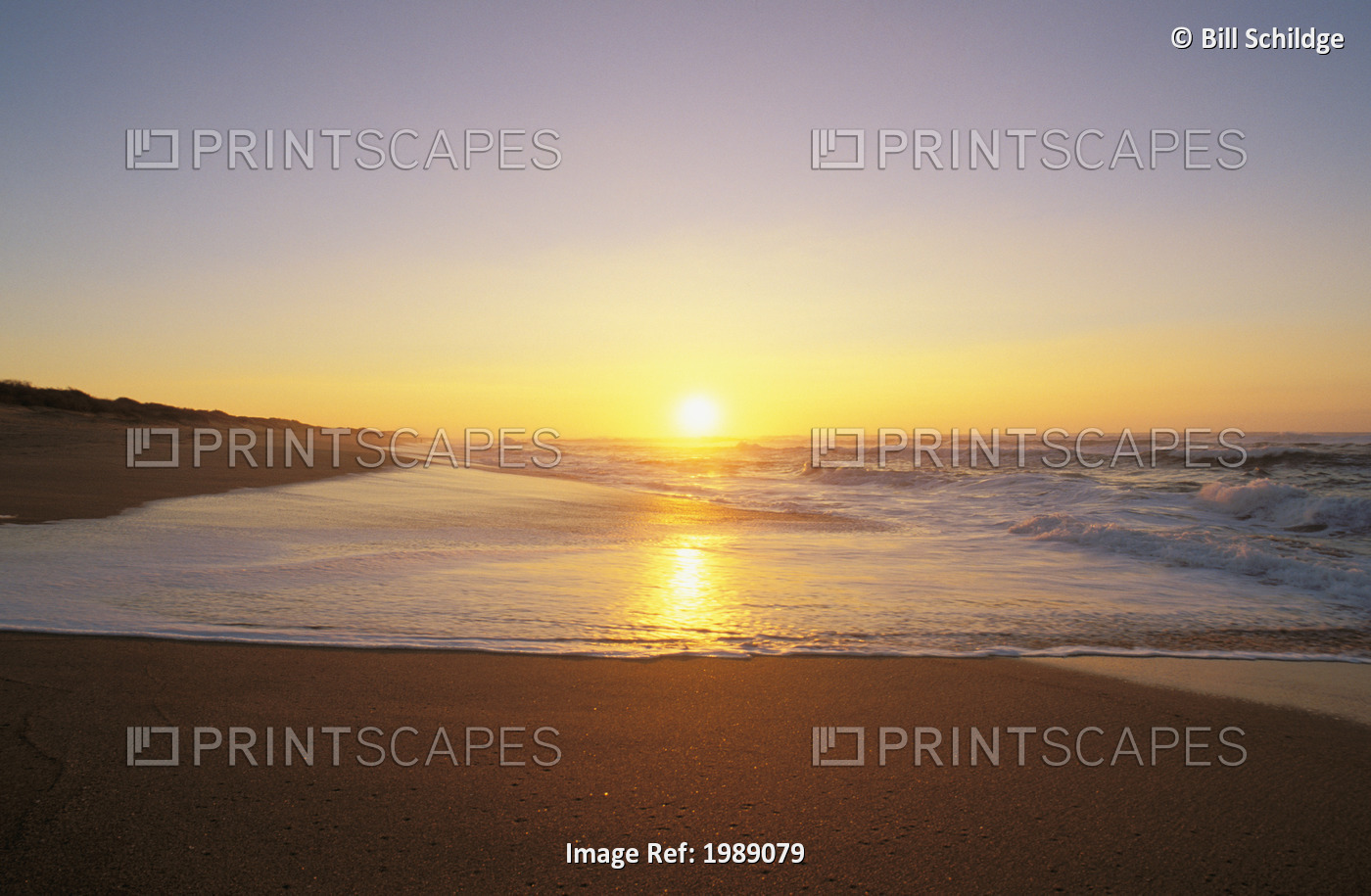 Hawaii, Kauai, Polihale Beach, Beautiful Shoreline At Sunset.