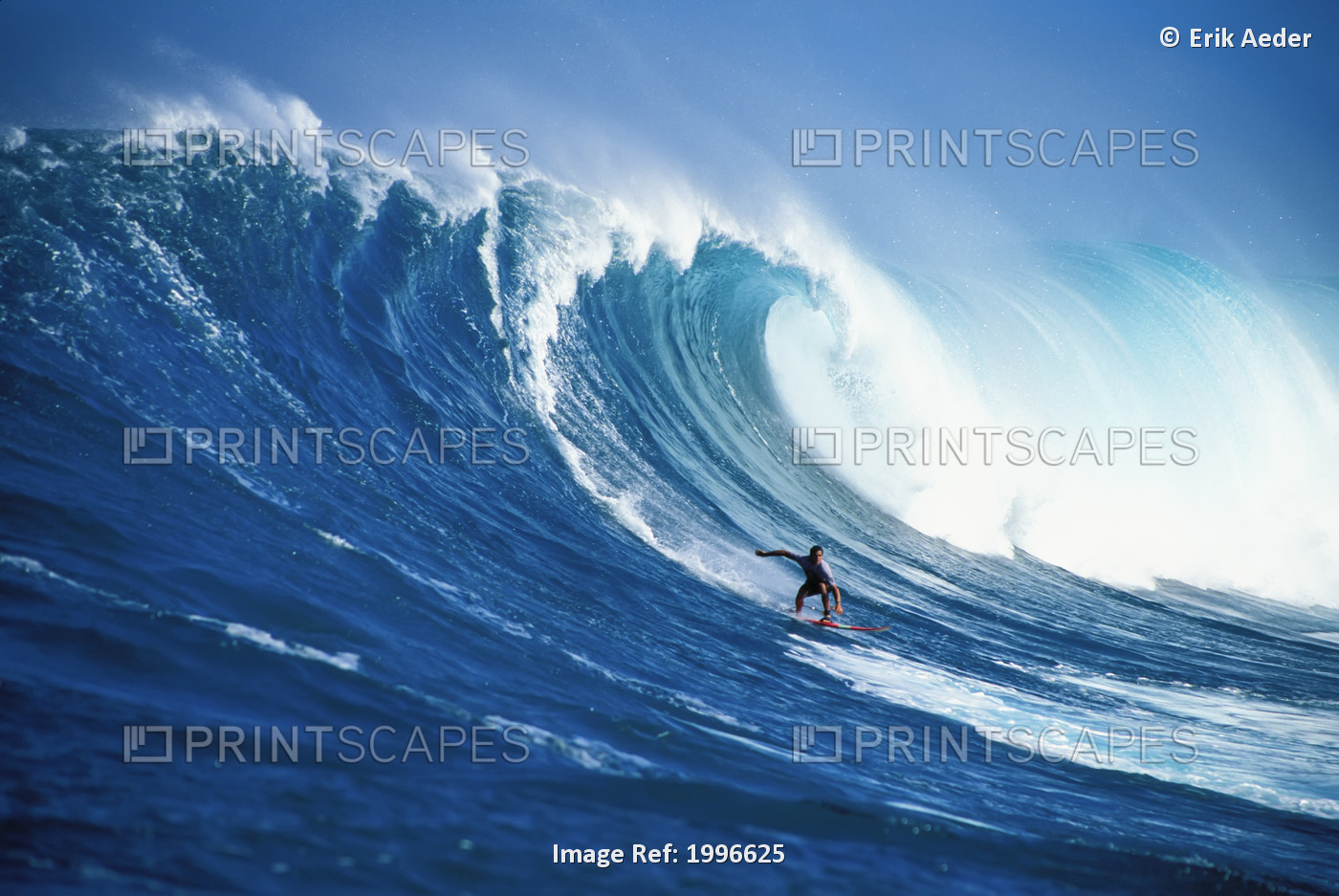 Hawaii, Maui, Peahi, Buzzy Kerbox Surfing Big Wave Curling And Crashing Behind