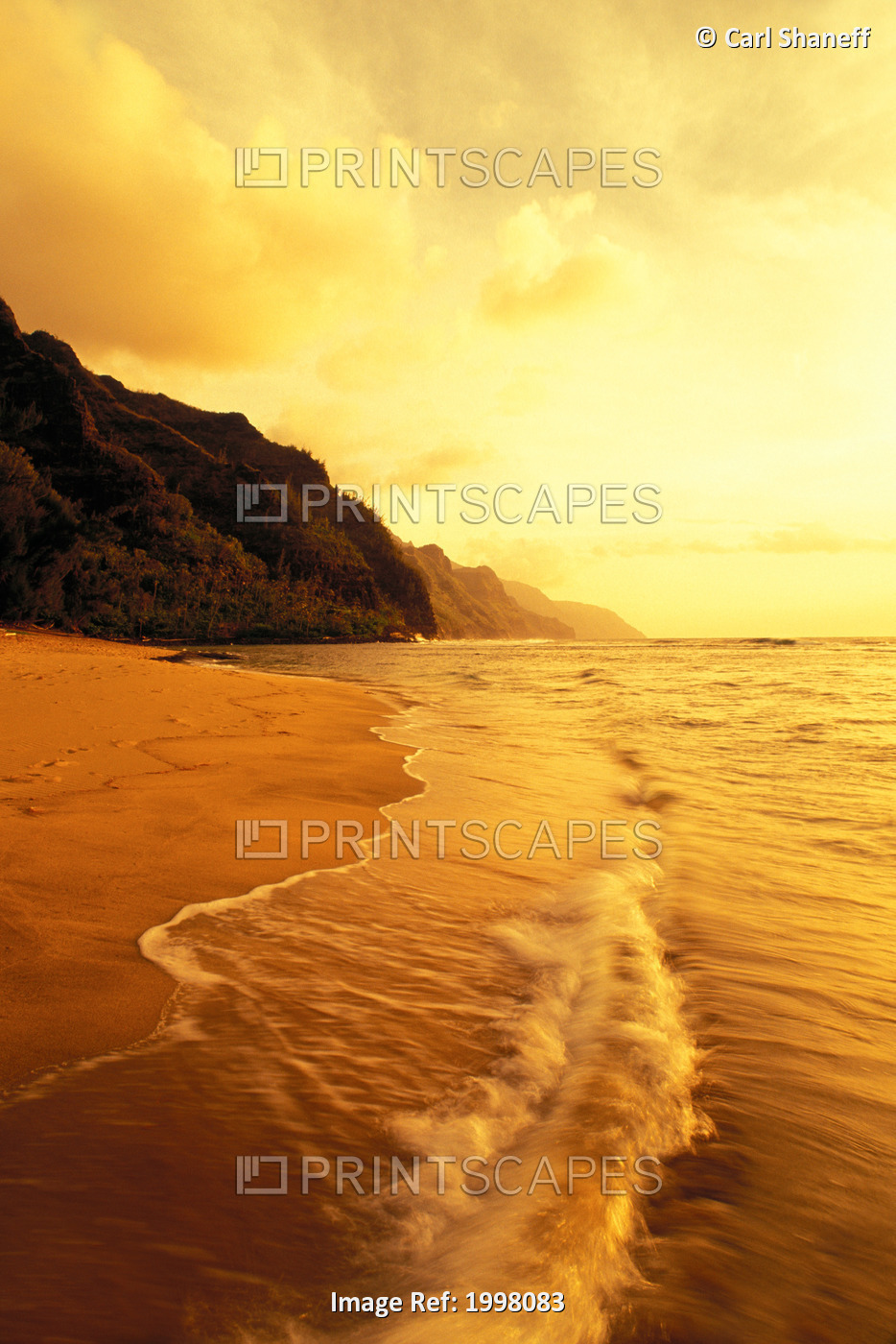 Hawaii, Kauai, Na Pali Coast, Beach At Sunset, With Foamy Surf And Cliff In ...