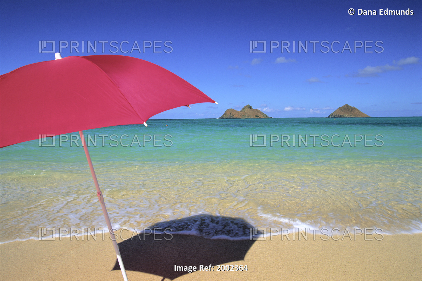 Hawaii, Oahu, Mokulua Islands, Red Umbrella And Shadow On Sand, Turquoise ...