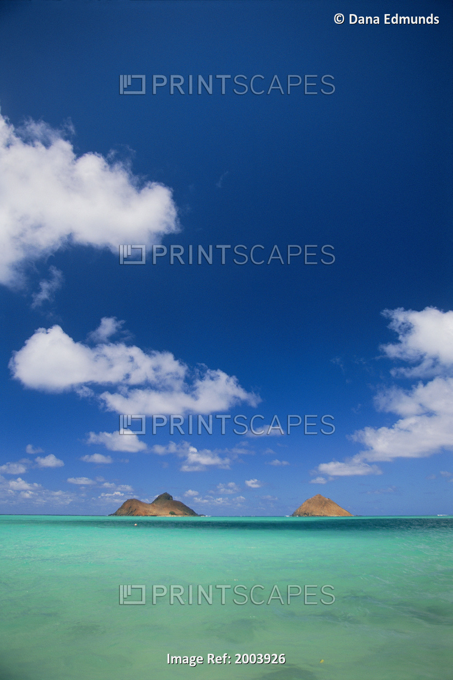 Hawaii, Oahu, Turquoise Ocean To Horizon, Mokulua Islands Background, White ...