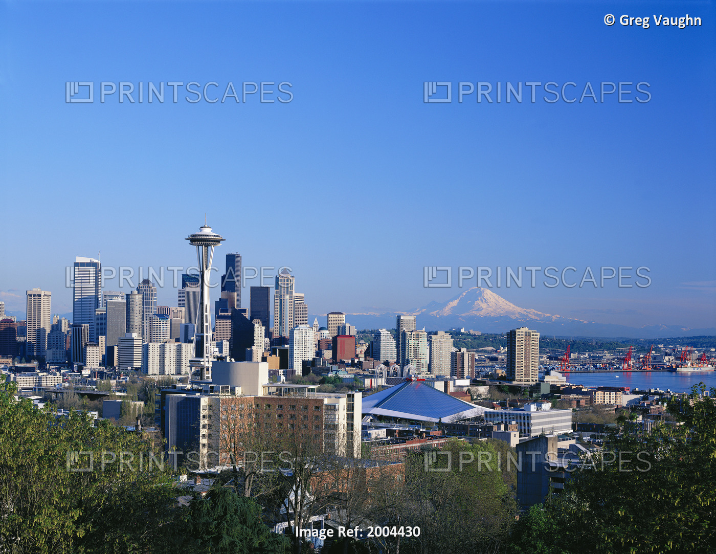 Washington, Seattle Skyline With Space Needle And Snowcapped Mount Hood In ...