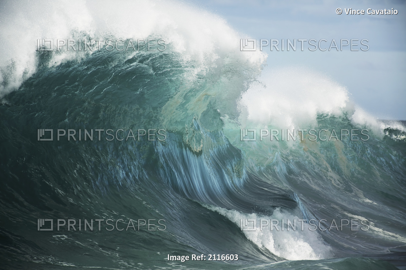Hawaii, Big powerful wave break.