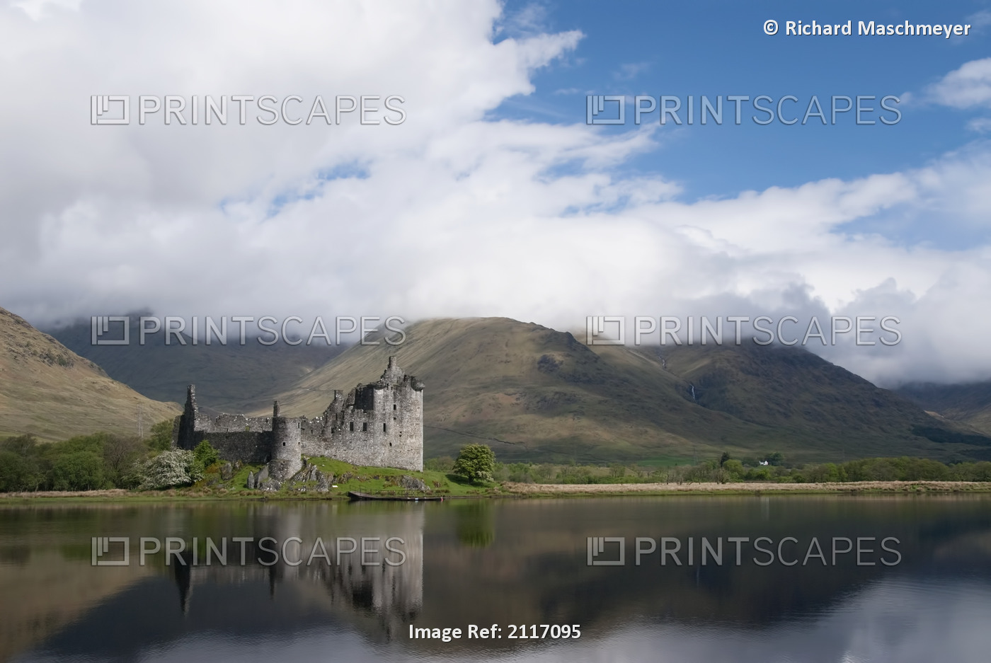 United Kingdom, Scotland, Kilcurn Castle on a peninsula at the end of Loch Awe, ...