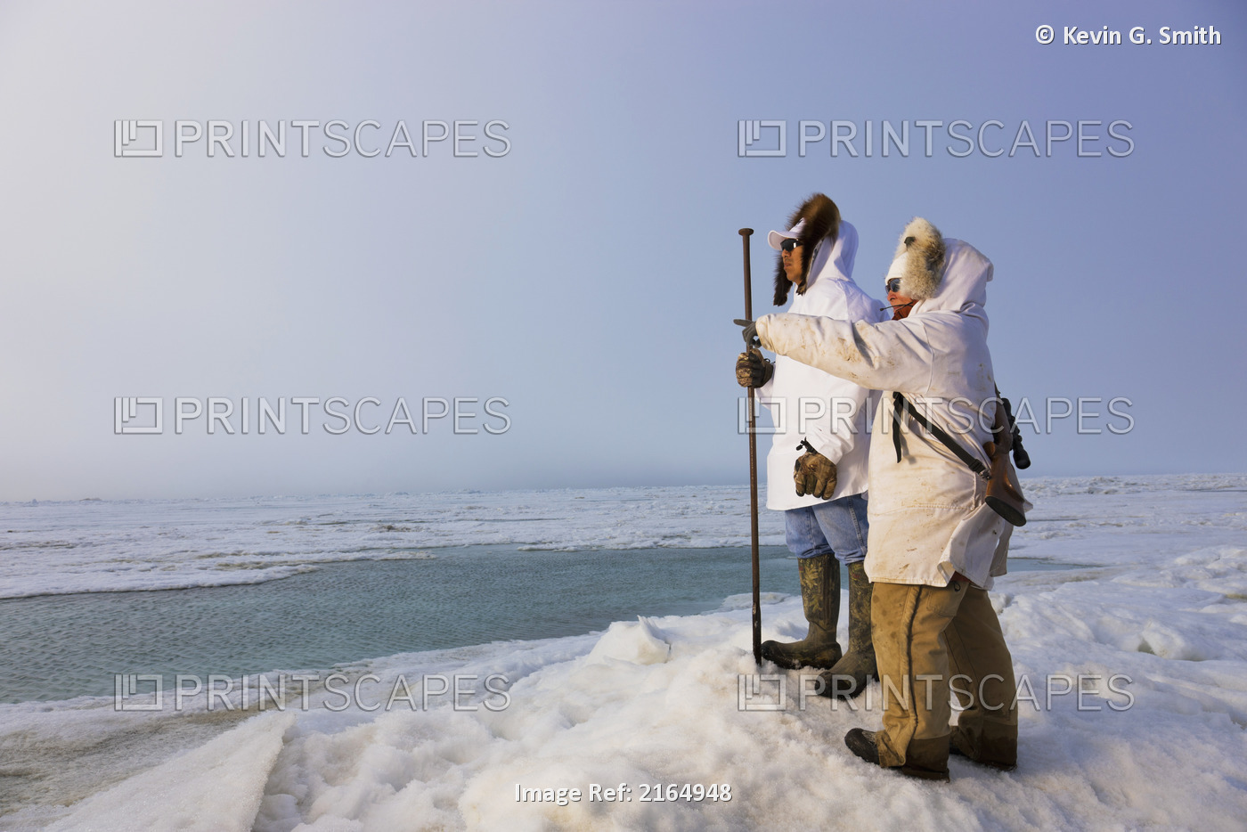 Male And Female Inupiaq Eskimo Hunters Wearing Their Eskimo Parka's (Atigi) ...