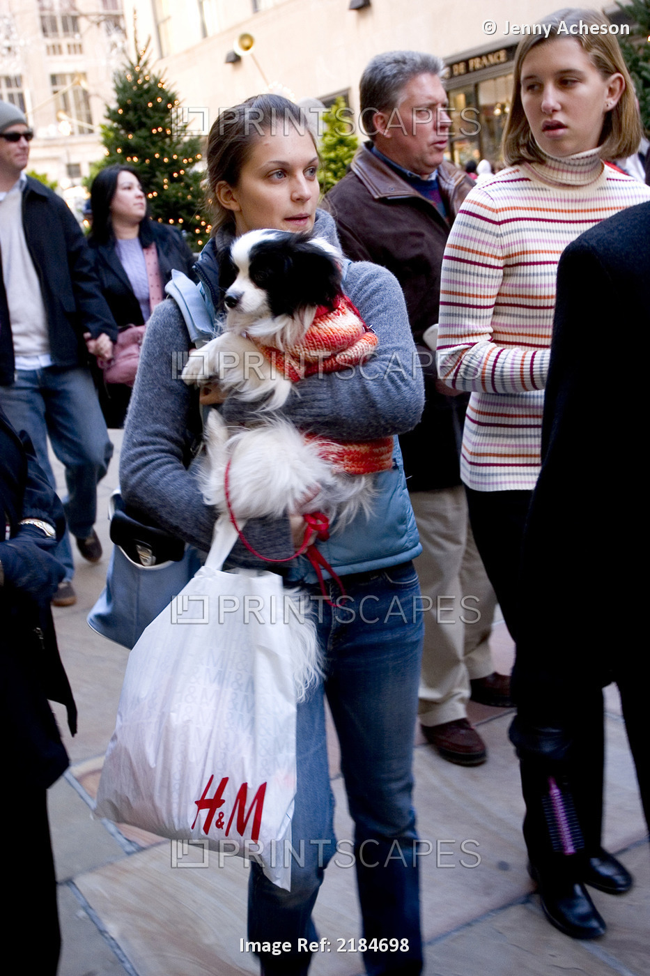 Trendy Girl Carrying Tiny Dog And H&M Shopping Bag, Shopping Nyc