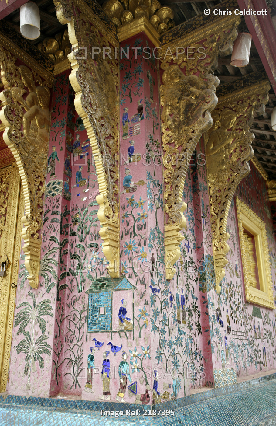 Laos, Luang Prabang Buddhist Wat