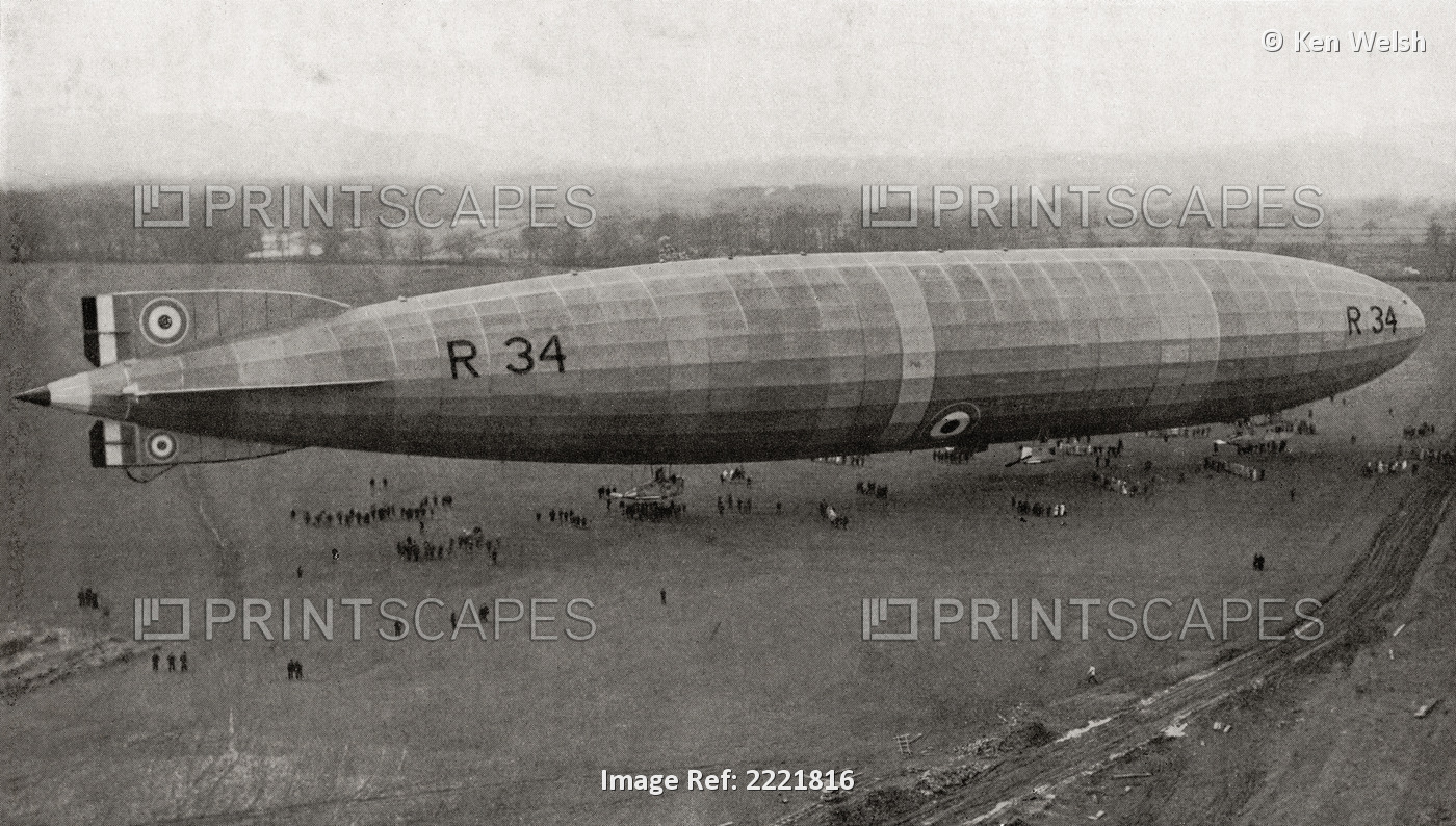 The R34 Rigid Airship. The First Aircraft To Make An East-To-West Crossing Of ...