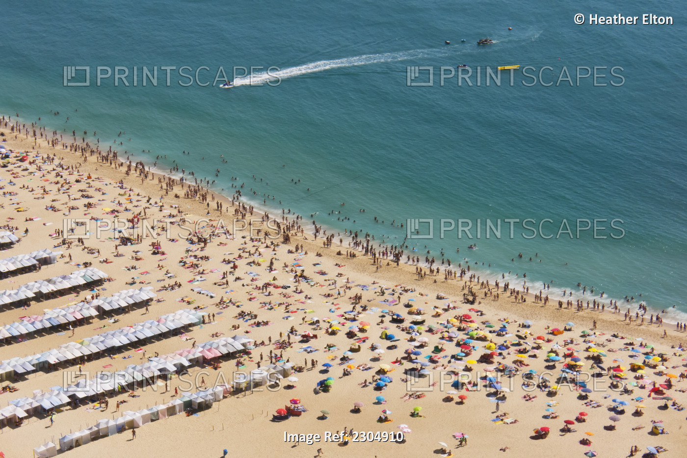 Portugal, Estremadura Province, Nazare Beach seen from the old village of Sitio ...