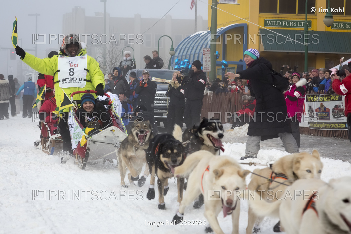 Newton Marshall And Team Leave The Ceremonial Start Line At 4Th Avenue And D ...