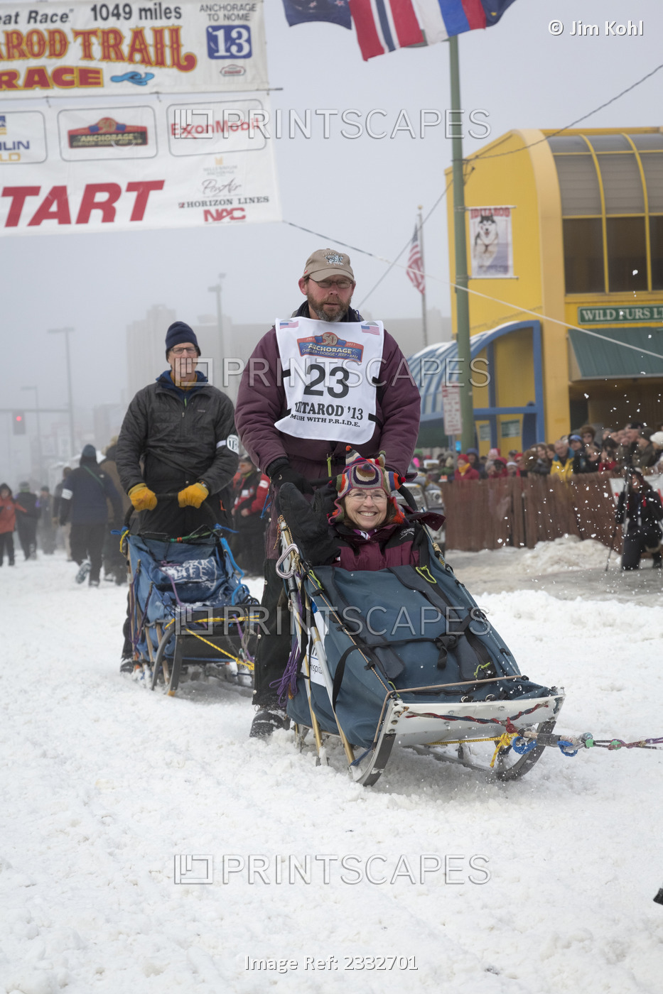 Robert Bundtzen And Team Leave The Ceremonial Start Line At 4Th Avenue And D ...