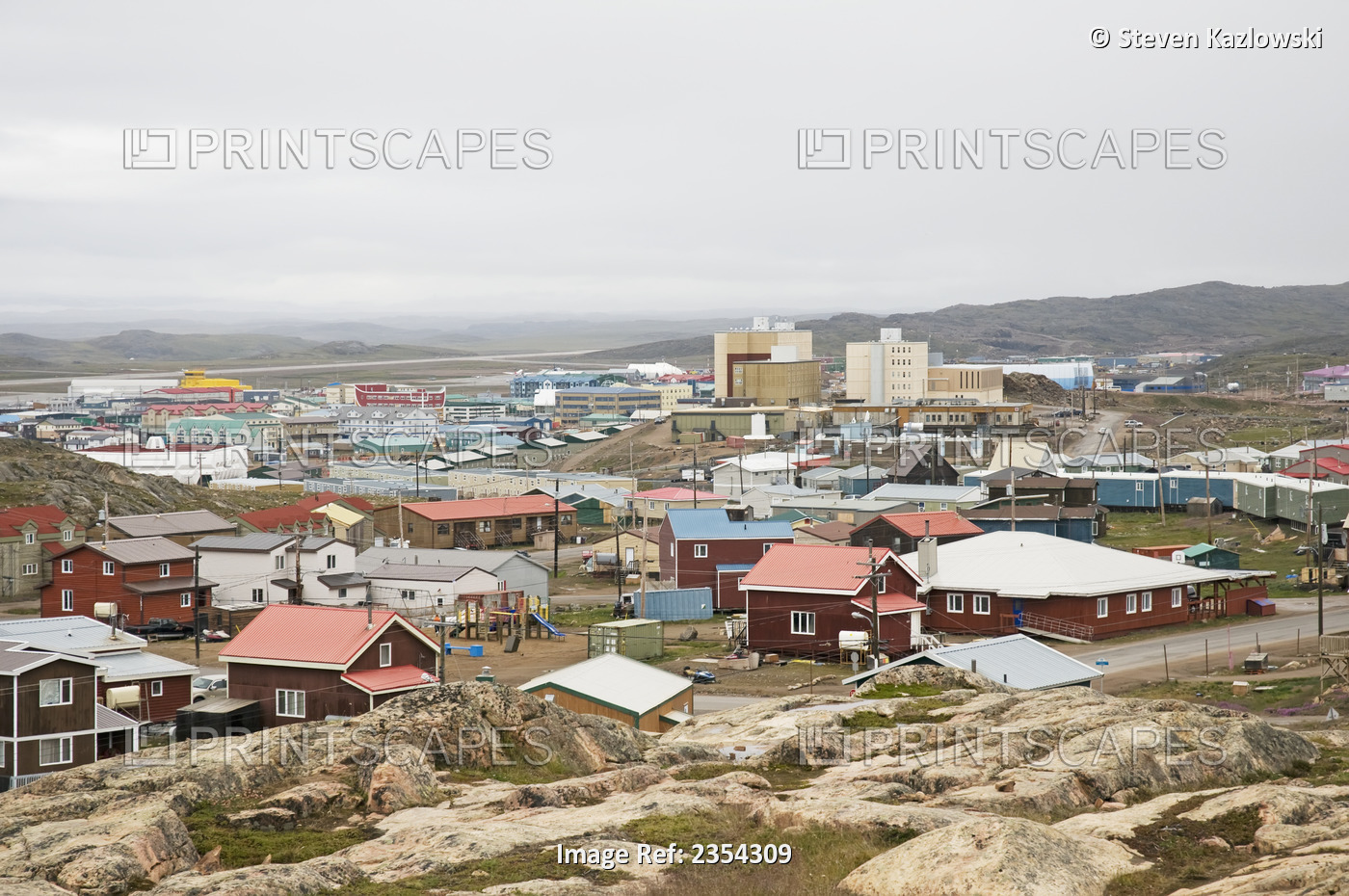 Housing In The Arctic Hamlet Capital Of Nunavut; Iqaluit, Nunavut, Baffin ...