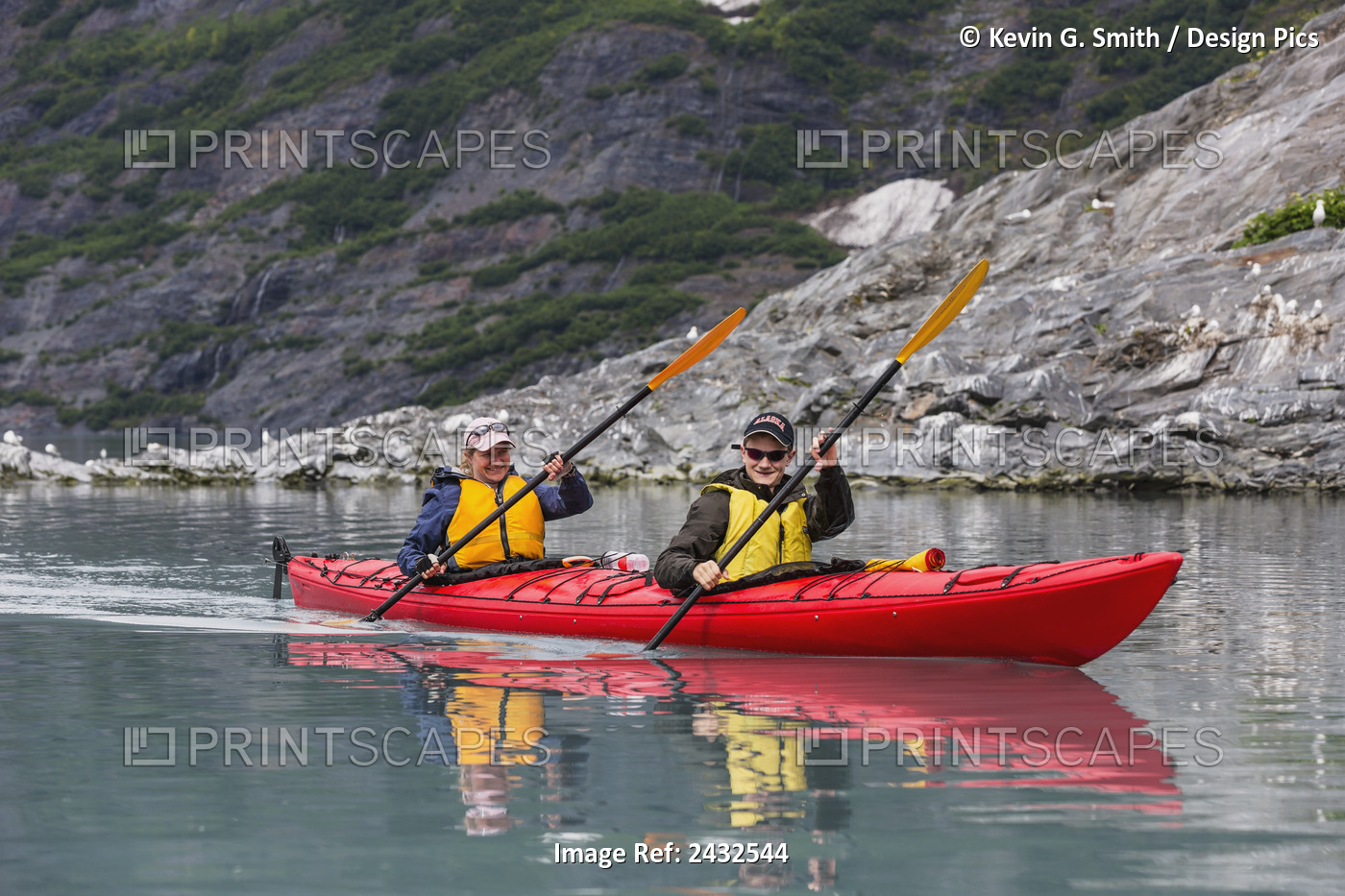 Mother And Teen Son Sea Kayaking In Shoup Bay State Marine Park, Prince William ...