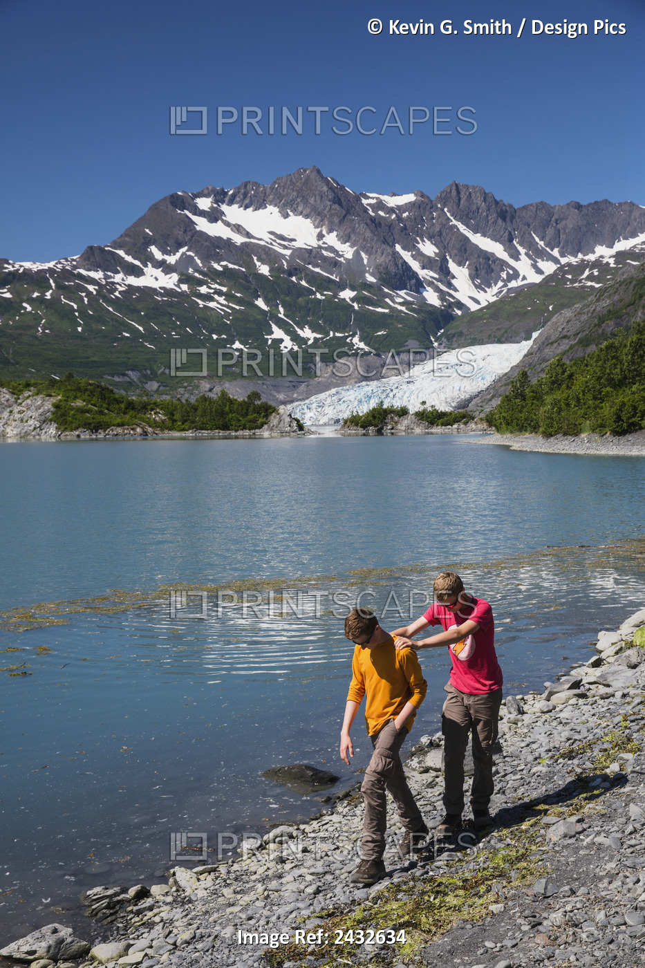 Two Teen Boys Walking Along The Shore Of Shoup Bay, Shoup Bay State Marine ...