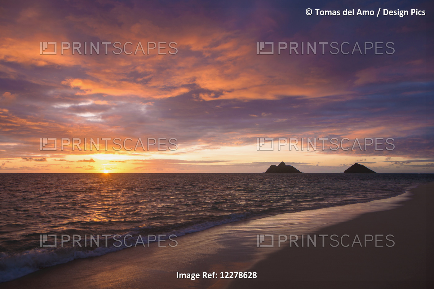 Sunrise At Lanikai Beach; Kailua, Island Of Hawaii, Hawaii, United States Of ...