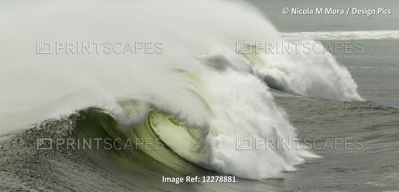 Jade Coloured Breaking Waves At Cobden Beach On The West Coast Of The South ...