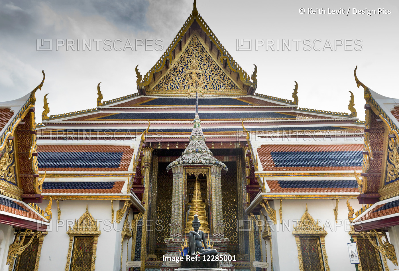 Temple Of The Emerald Buddha (Wat Phra Kaew); Bangkok, Thailand
