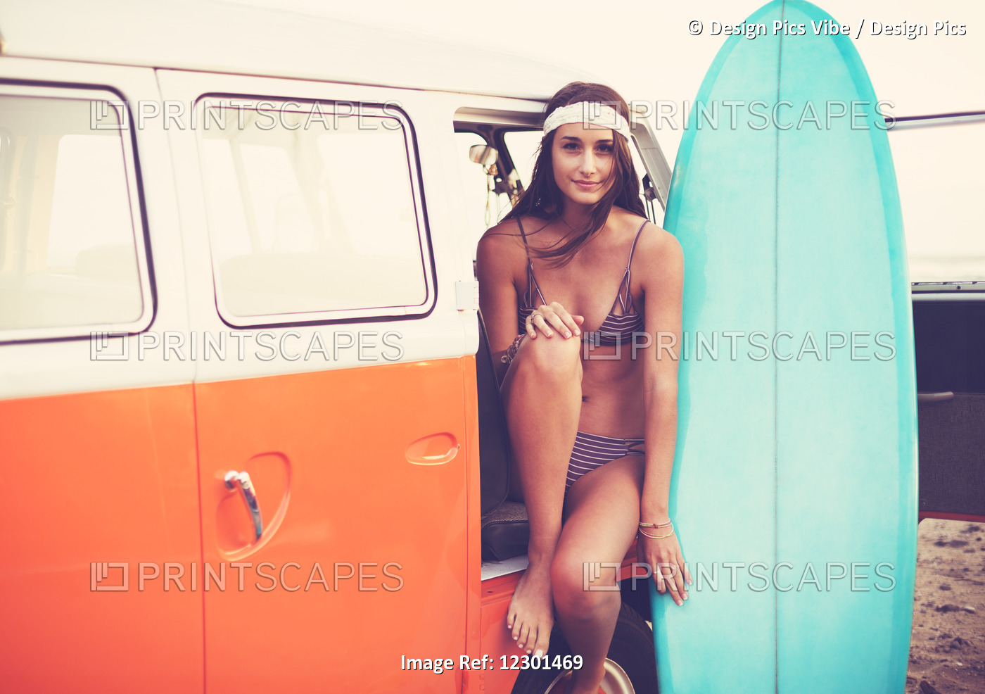 Beach Lifestyle, Beautiful Surfer Girl With Classic Vintage Surf Van On The ...