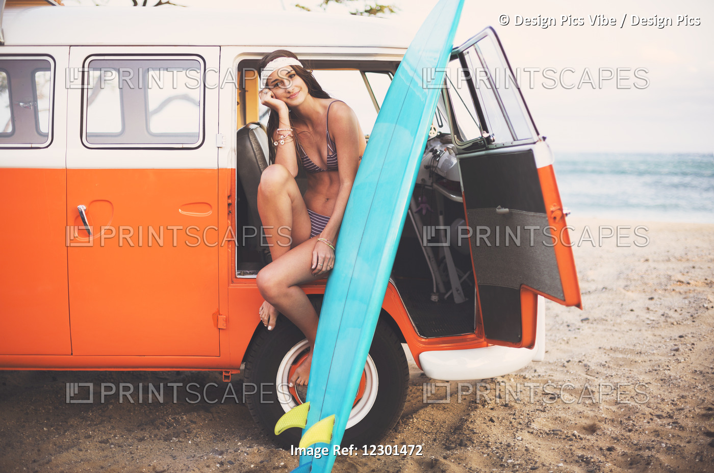 Beach Lifestyle, Beautiful Surfer Girl With Classic Vintage Surf Van On The ...