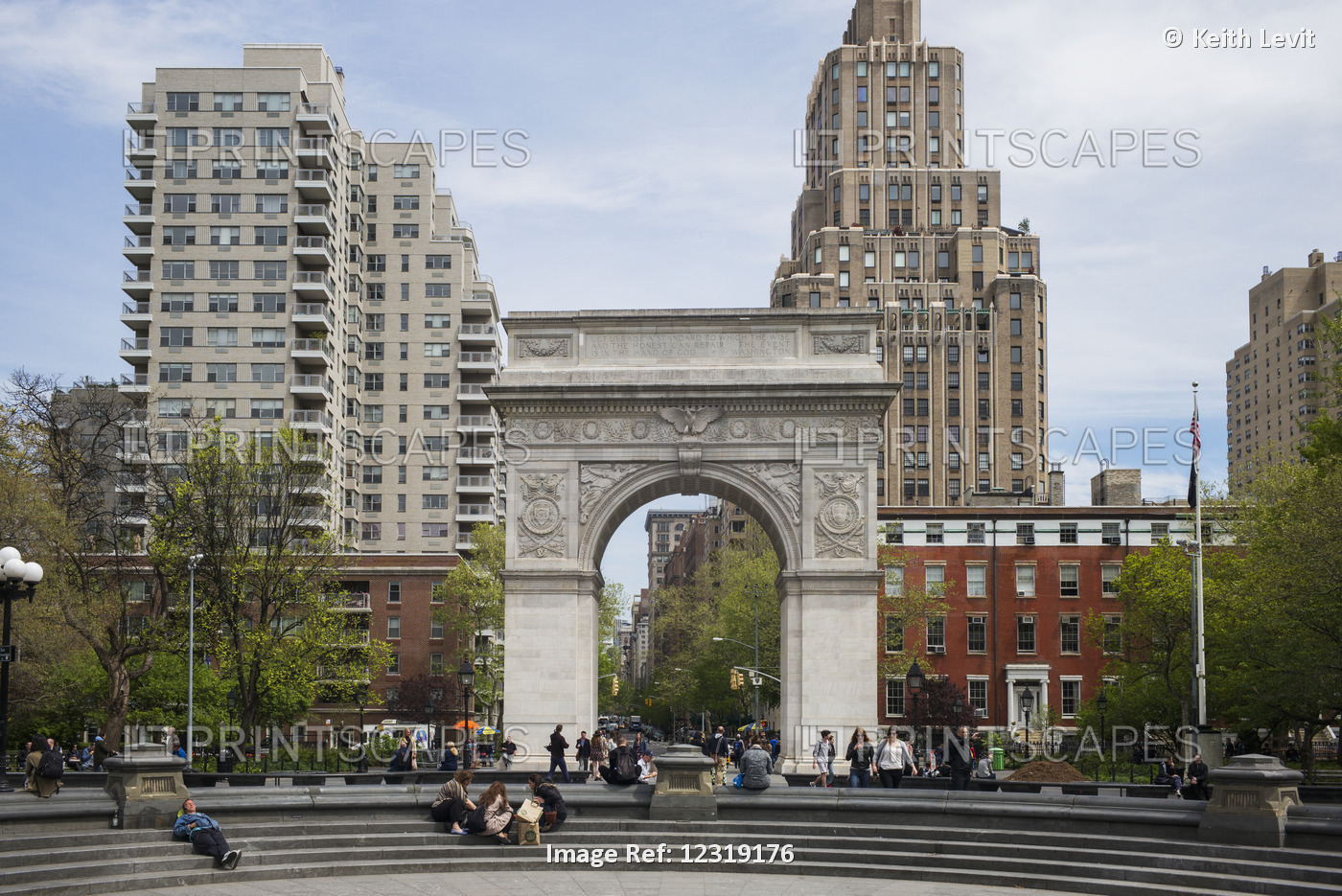 Washington Square Arch, Washington Square Park; New York City, New York, United ...