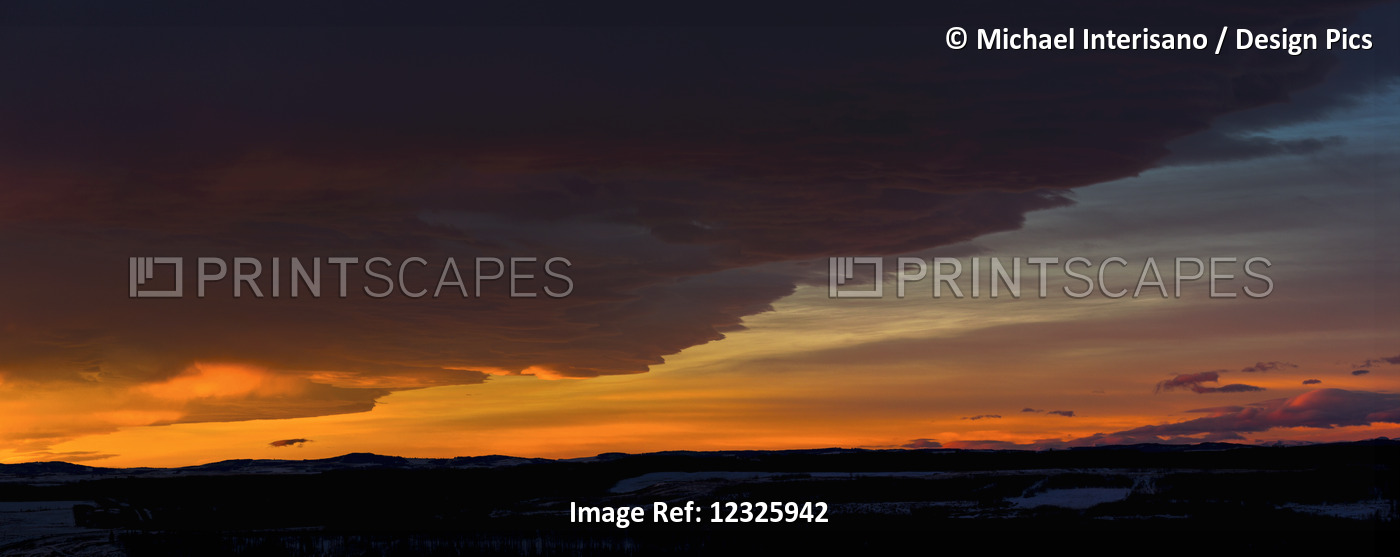 Dramatically Glowing Chinook Cloud Formation At Sunrise; Calgary, Alberta, ...