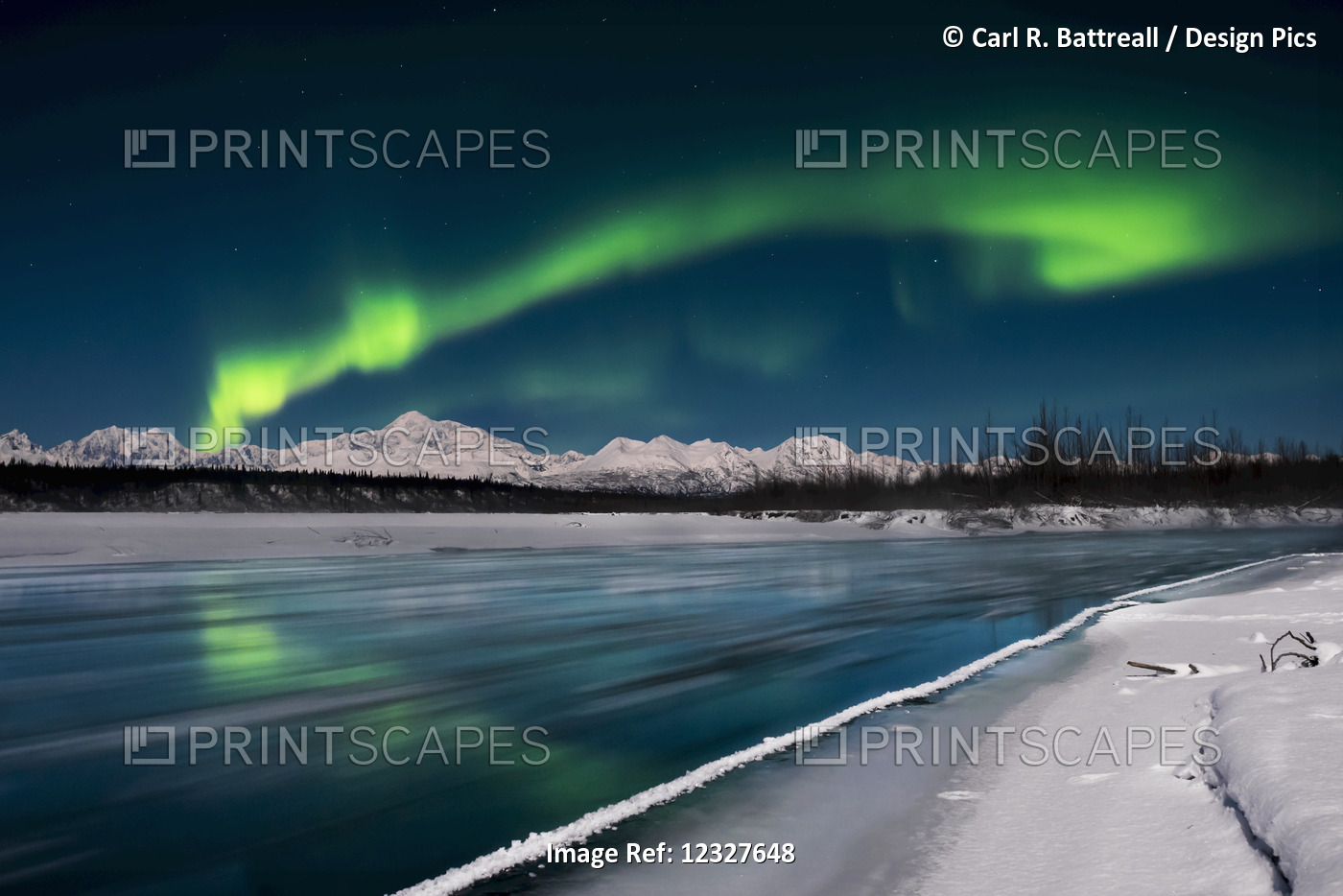 Green Aurora Borealis Arch Over The Chulitna River With Denali And The Alaska ...