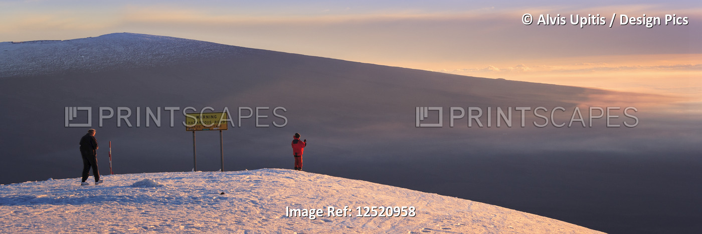 Awaiting sunset on top of Mauna Kea with Mauna Loa in the distance; Island of ...