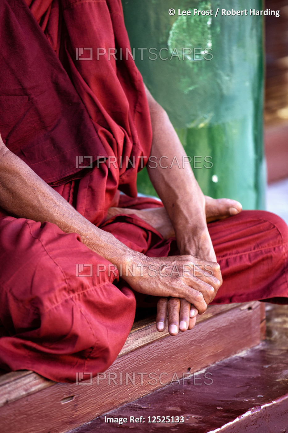 Hands of Buddhist monk at Shwedagon Paya (Shwedagon Pagoda), Yangon (Rangoon), Myanmar (Burma), Asia