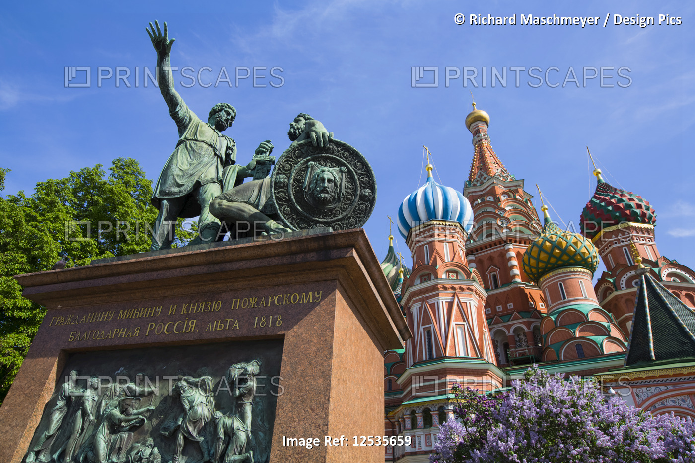Monument to Minin and Pozharsky, Saint Basil's Cathedral, Red Square; Moscow, ...