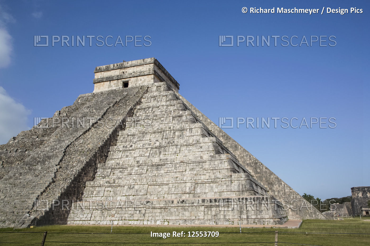 El Castillo, Chichen Itza, UNESCO World Heritage Site; Yucatan, Mexico