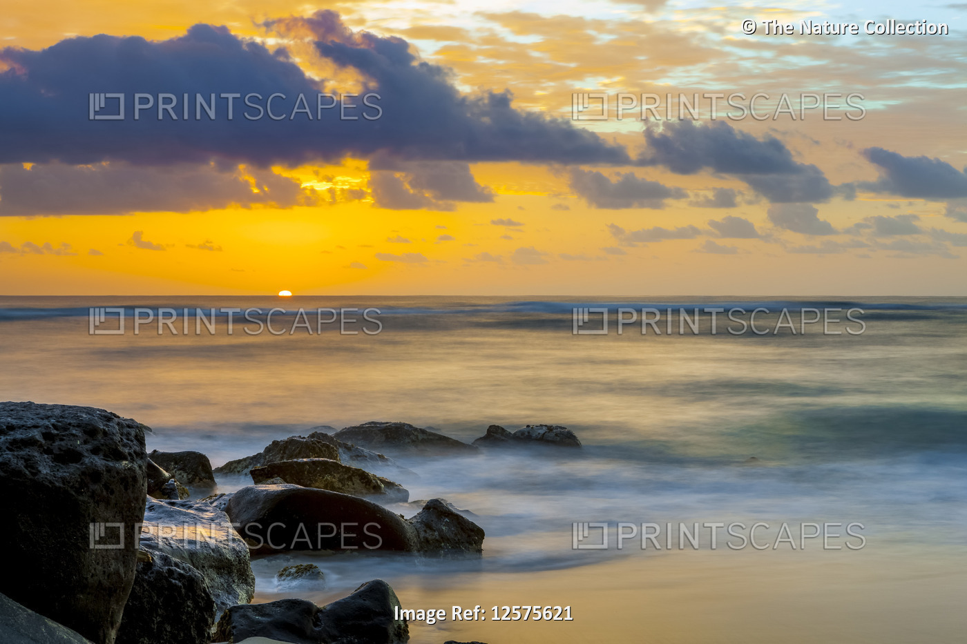Sunrise over the Pacific Ocean; Kauai, Hawaii, United States of America