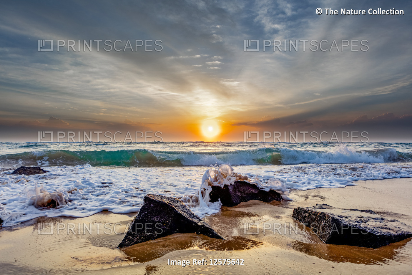 Sunrise over the Pacific Ocean from Lydgate Beach; Kapaa, Kauai, Hawaii, United ...
