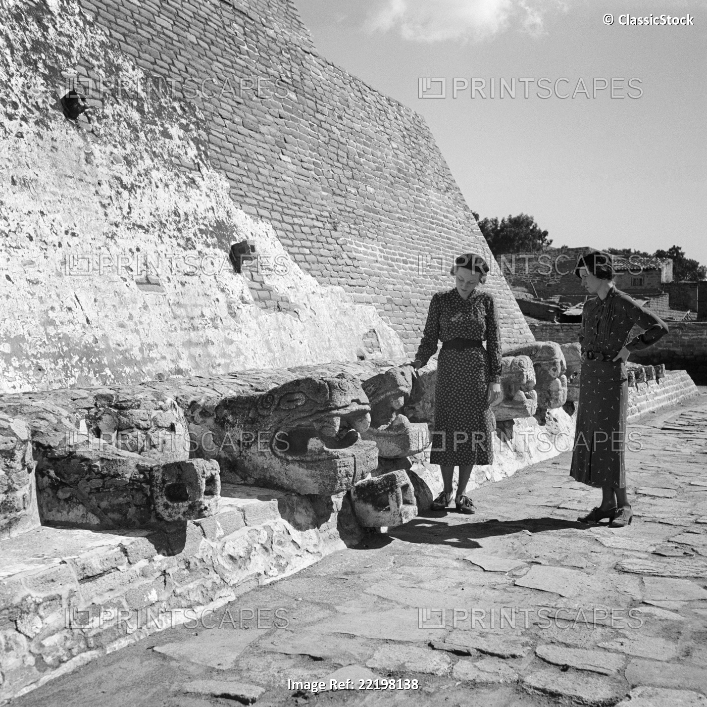 1930s TWO WOMEN TOURISTS VISITING TENAYUCA PYRAMID 52 SERPENTS CARVED IN BASE ...