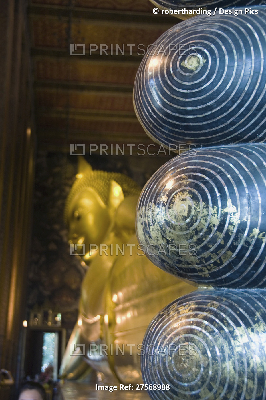 Reclining Buddha statue 150 feet long, Wat Pho (Wat Phra Chetuphon), Bangkok, ...