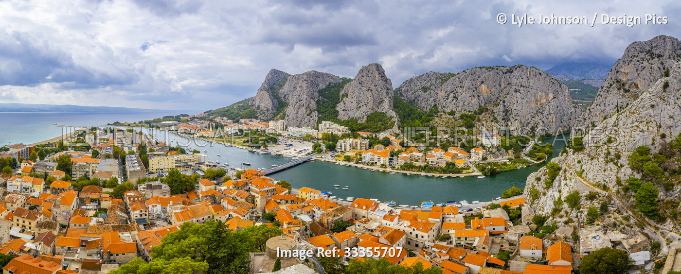 Overview of Omis, the historical town situated at the mouth of the Cetina River ...
