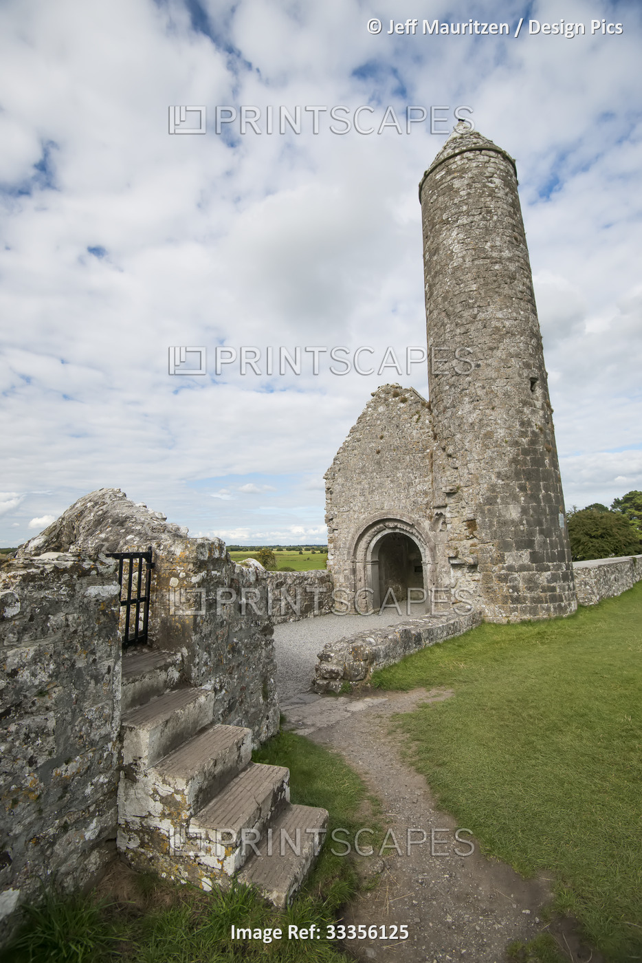 McCarthy's Tower, the ruins of Temple Finghin, built in the 12th Century at the ...