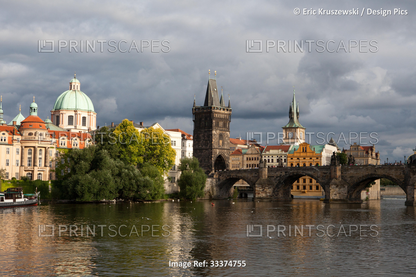From the Vltava River, a view of the Charles Bridge and The Old Town in ...