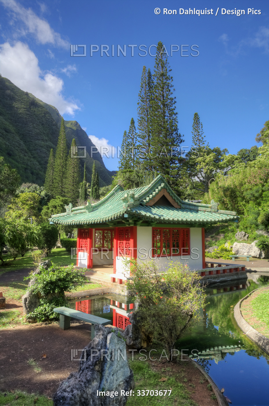 Kepaniwai Heritage Gardens, established 1952 to showcase Maui's diverse ...