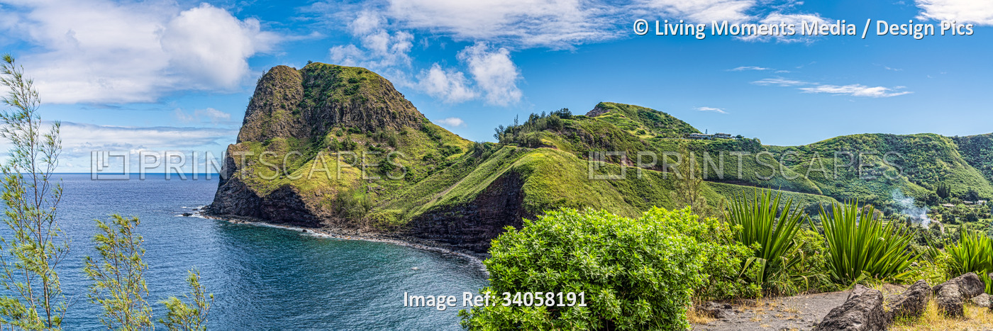 Panoramic view of Kahakuloa Bay Beach on the island of Maui, Hawaii, USA; Maui, ...