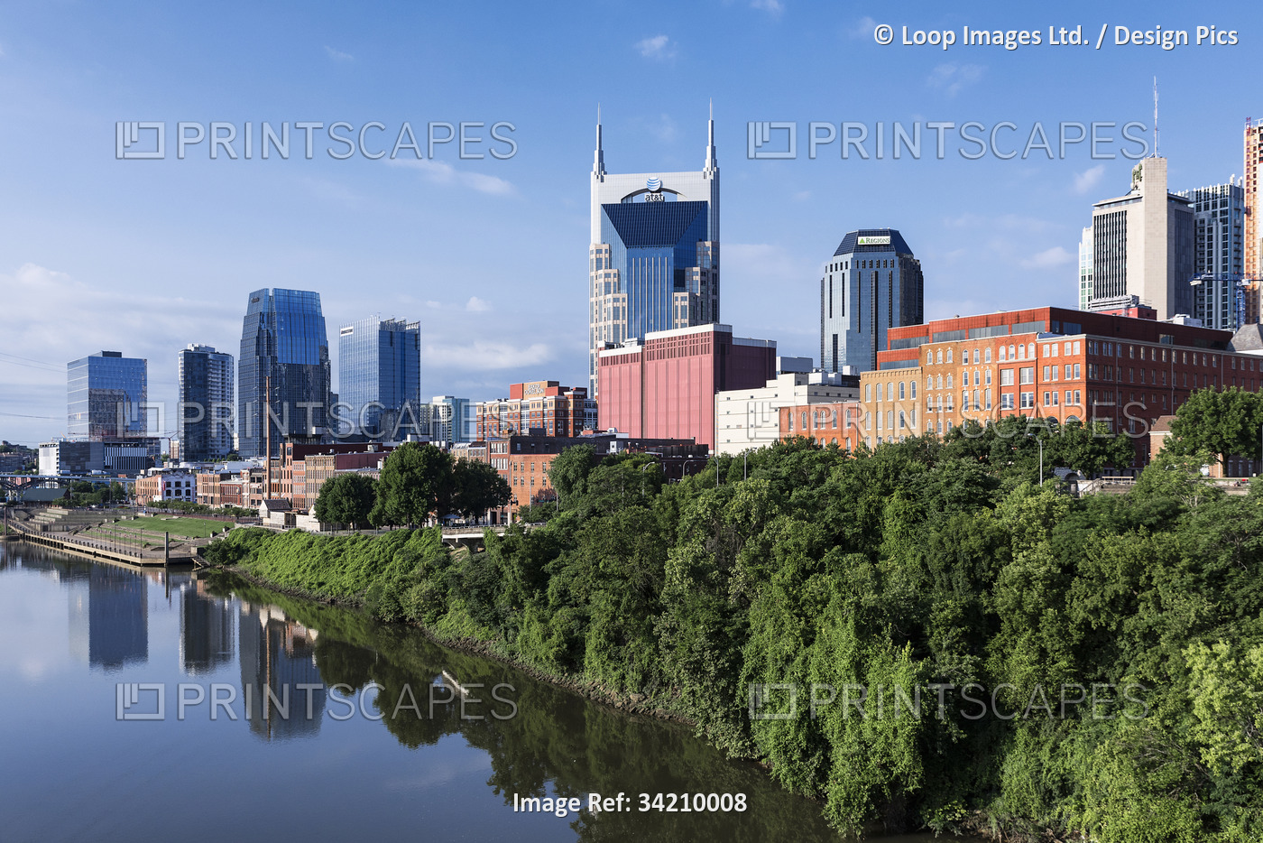 Nashville city skyline in Tennessee.