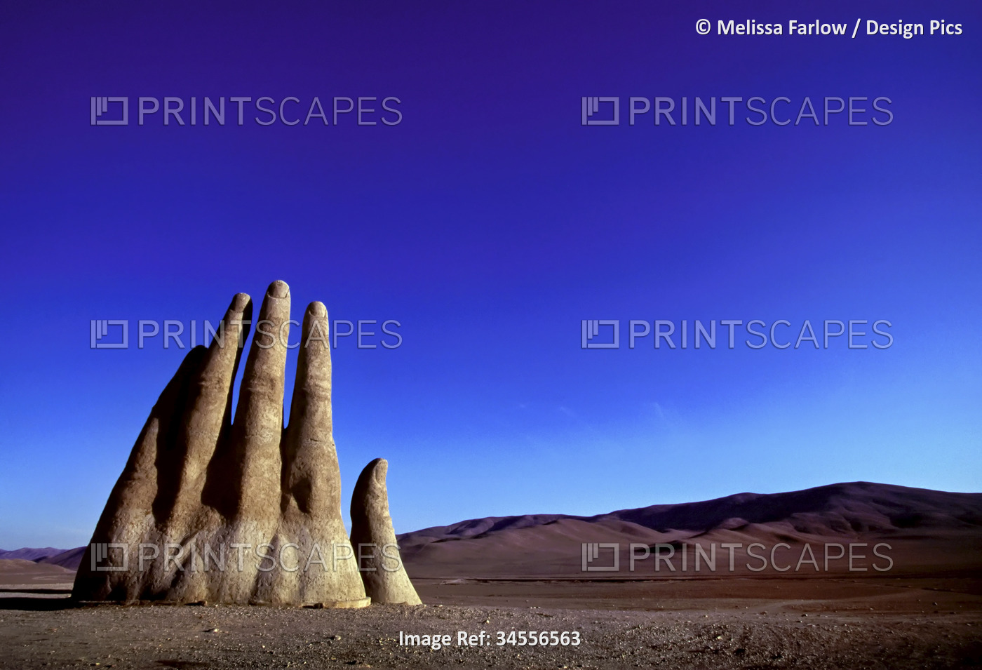 Giant hand sculpture (Mano De Desierto constructed by Chilean sculptor Mario ...